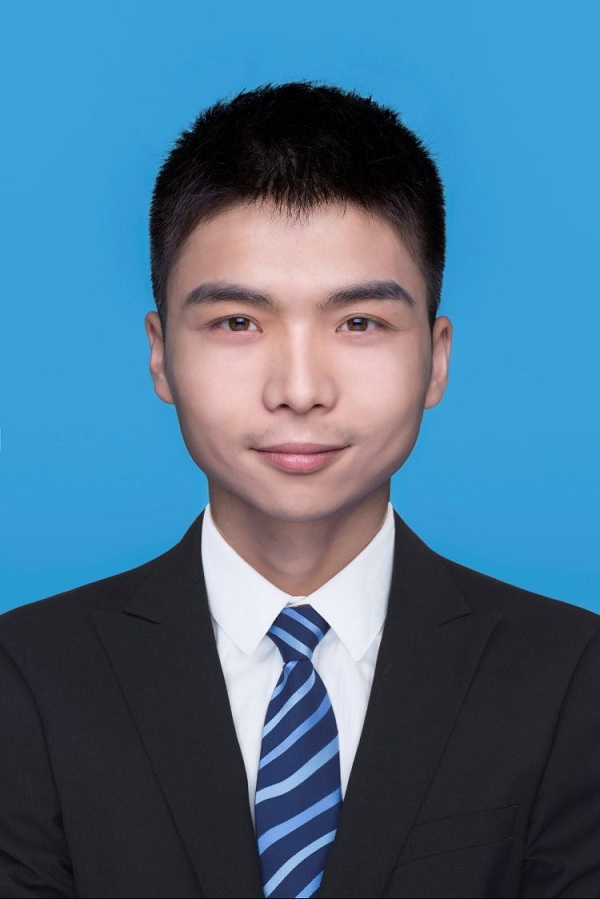 李鹏博（18博）